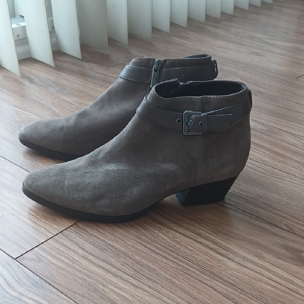 AQUATALIA Brown Ankle Boots
